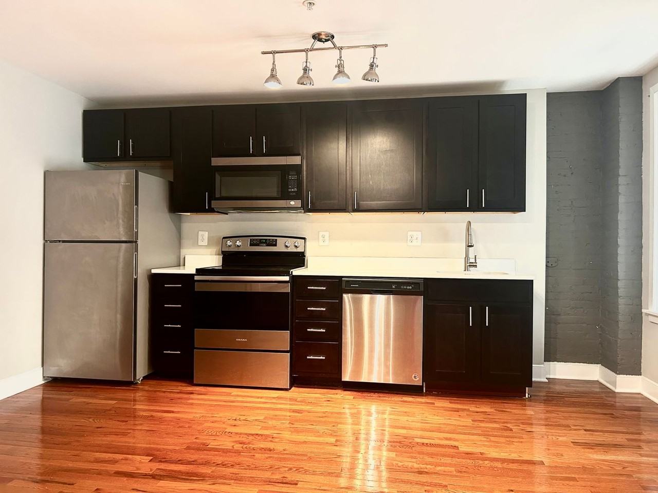 21 South Calvert Street - Photo 2 of 6