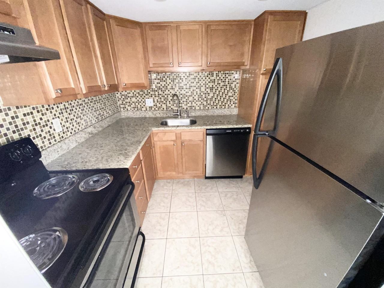 500 HOODRIDGE DRIVEAPT 406 #406 - Photo 3 of 10