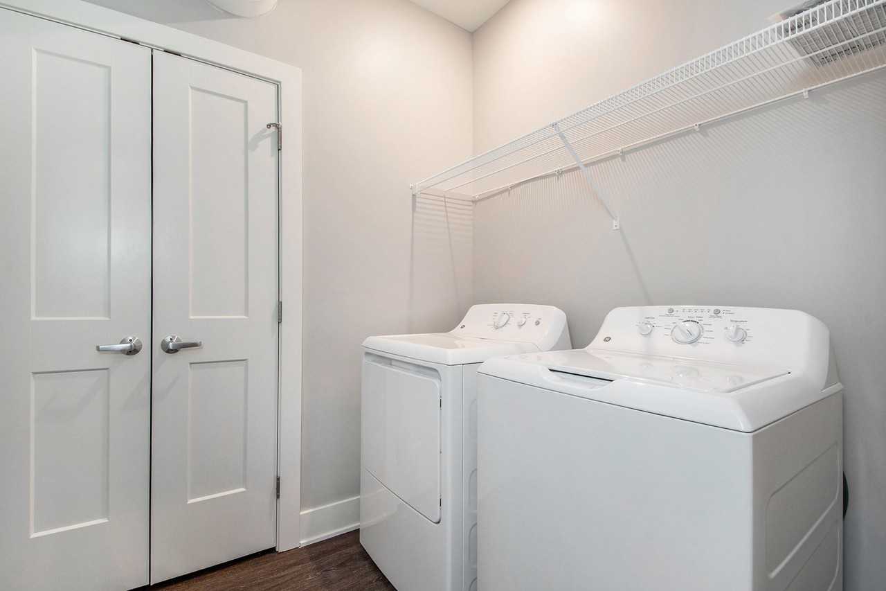 7522 Fase St Se - Photo 7 of 21