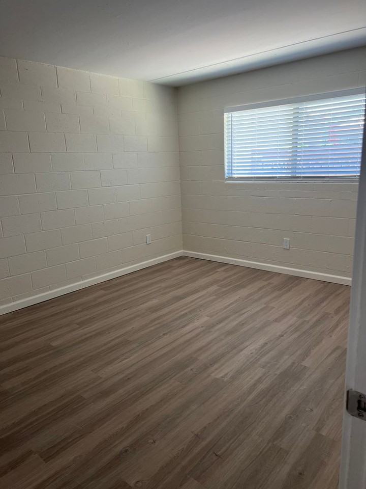 3765 N CAMPBELL AVE - Photo 4 of 29