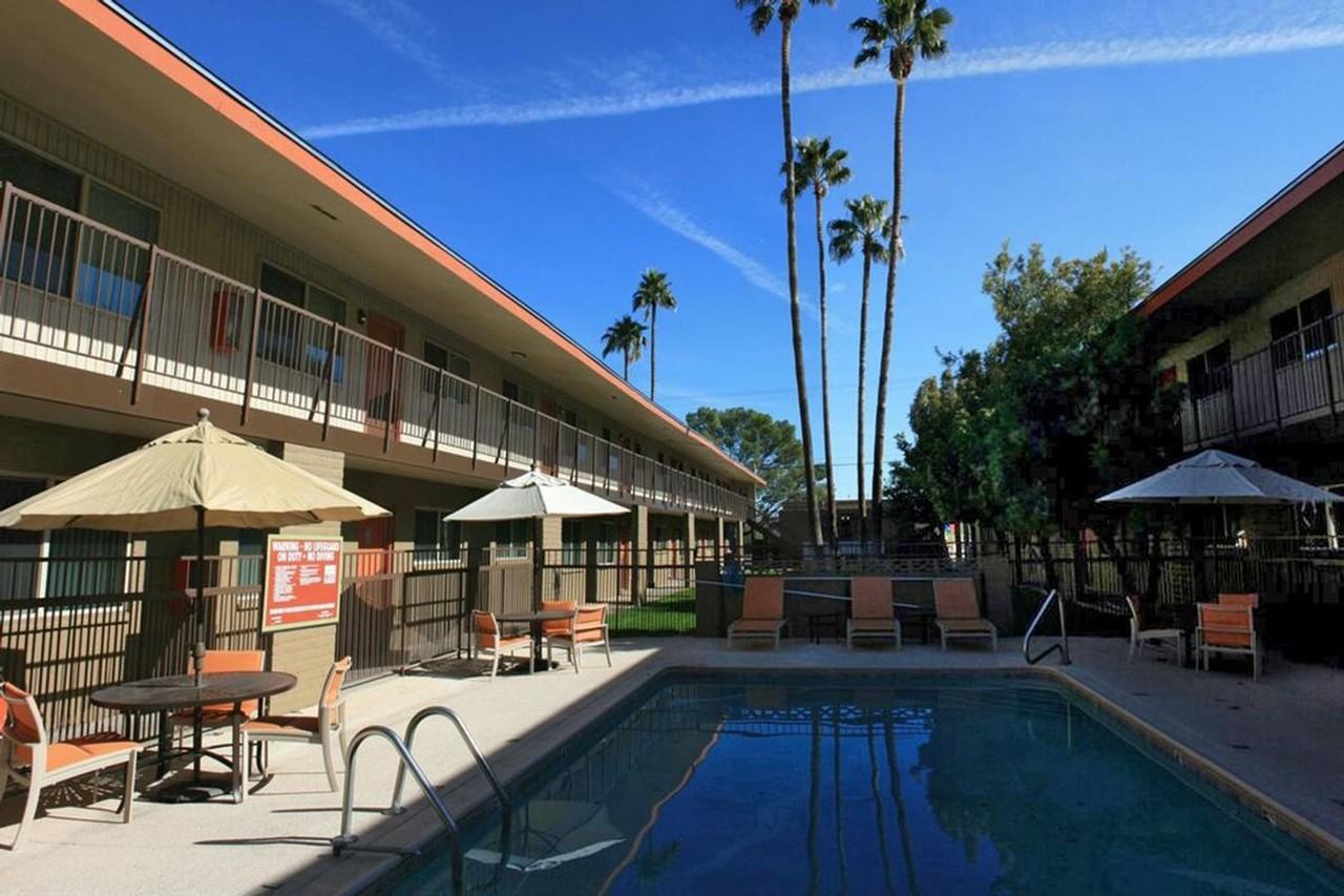 3765 N CAMPBELL AVE - Photo 6 of 33