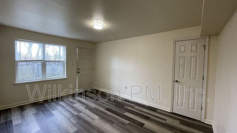 313 2nd Avenue #104 - Photo 6 of 6