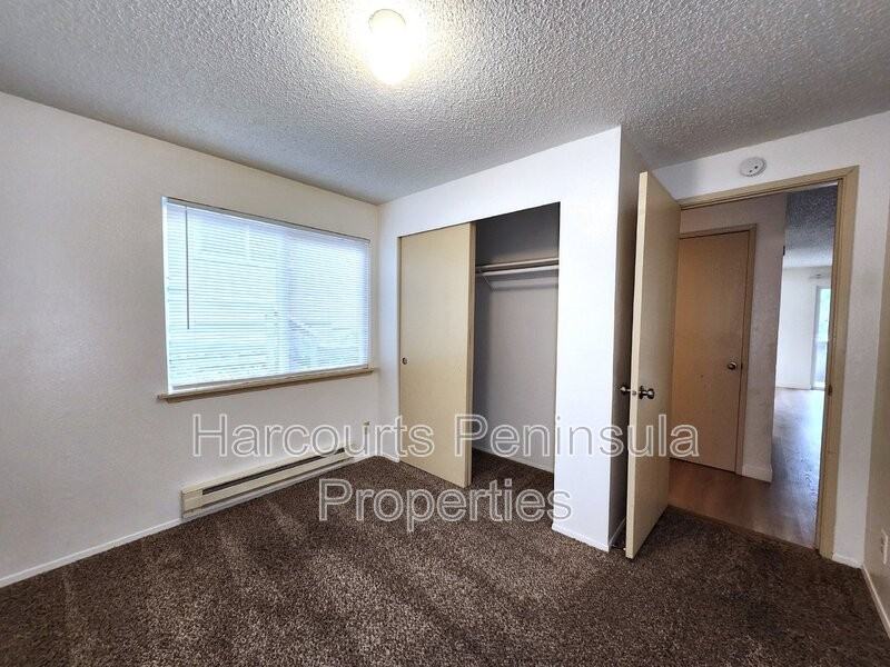 45 Ne Torval Canyon Rd #6 - Photo 3 of 27