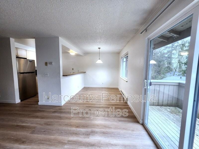 45 Ne Torval Canyon Rd #6 - Photo 7 of 27