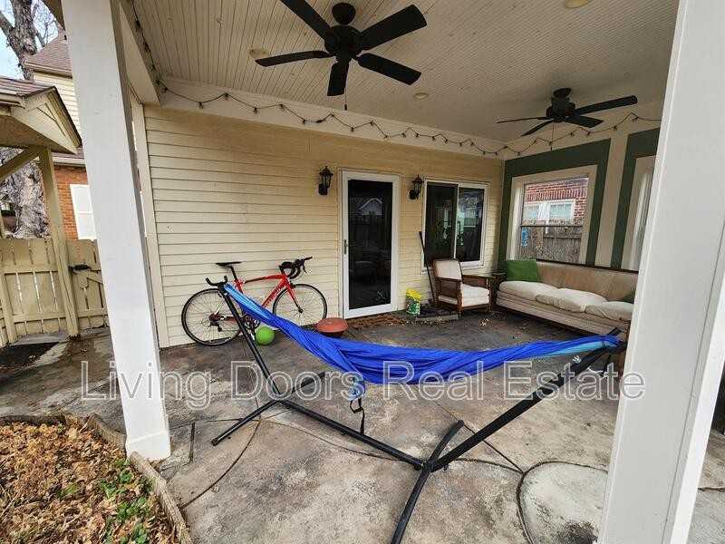 2551 Worthington Ave - Photo 5 of 18