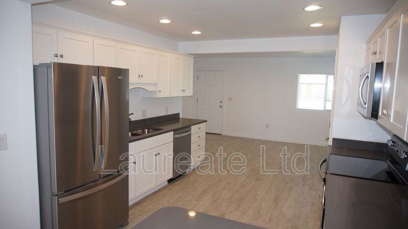 1800 S Cook St - Photo 4 of 21