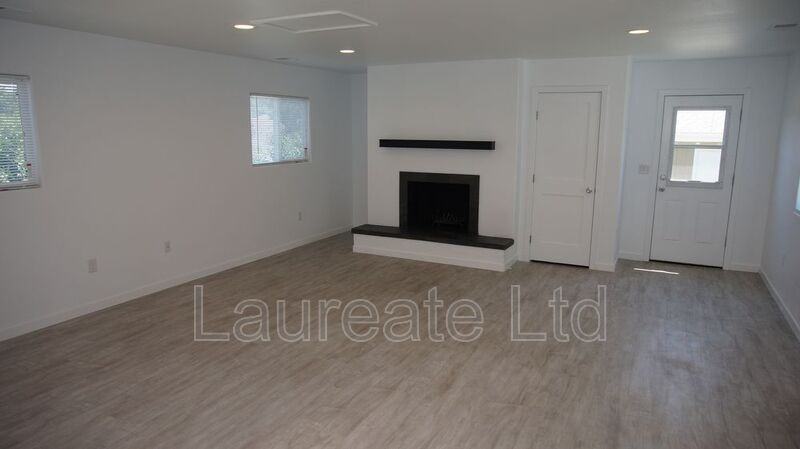 1800 S Cook St - Photo 6 of 21