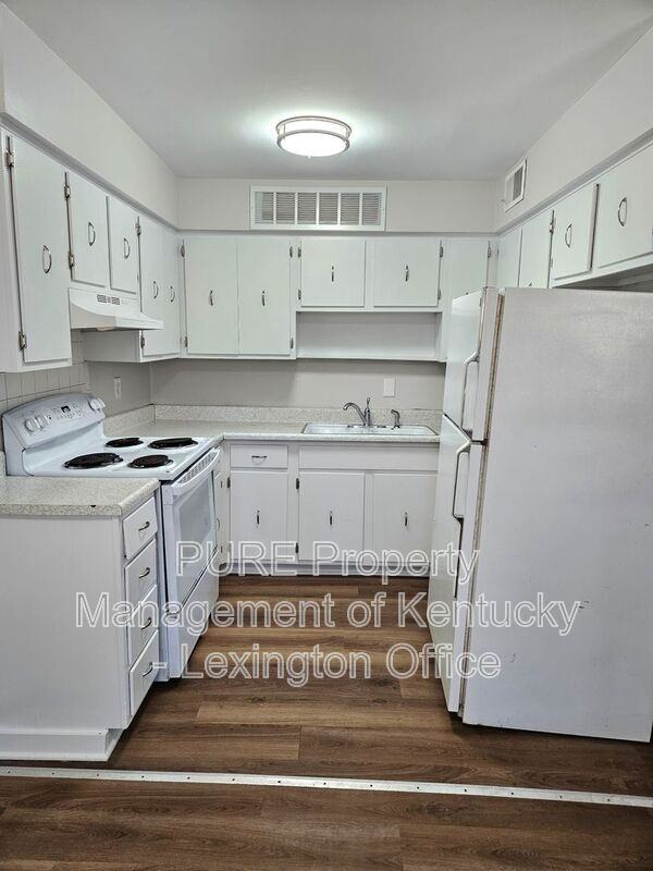 459 Sycamore Ct #25 - Photo 6 of 17