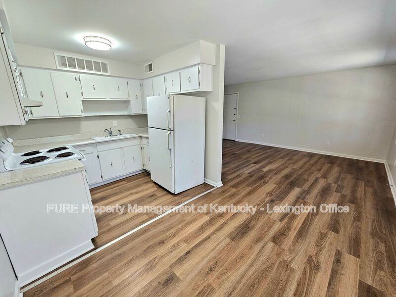 459 Sycamore Ct #25 - Photo 7 of 17