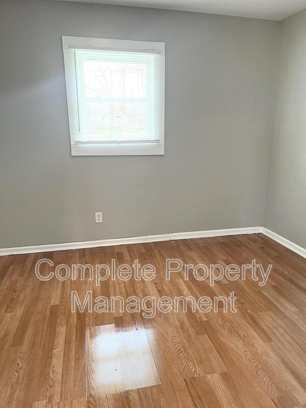 1307 3rd Ave N - Photo 6 of 20