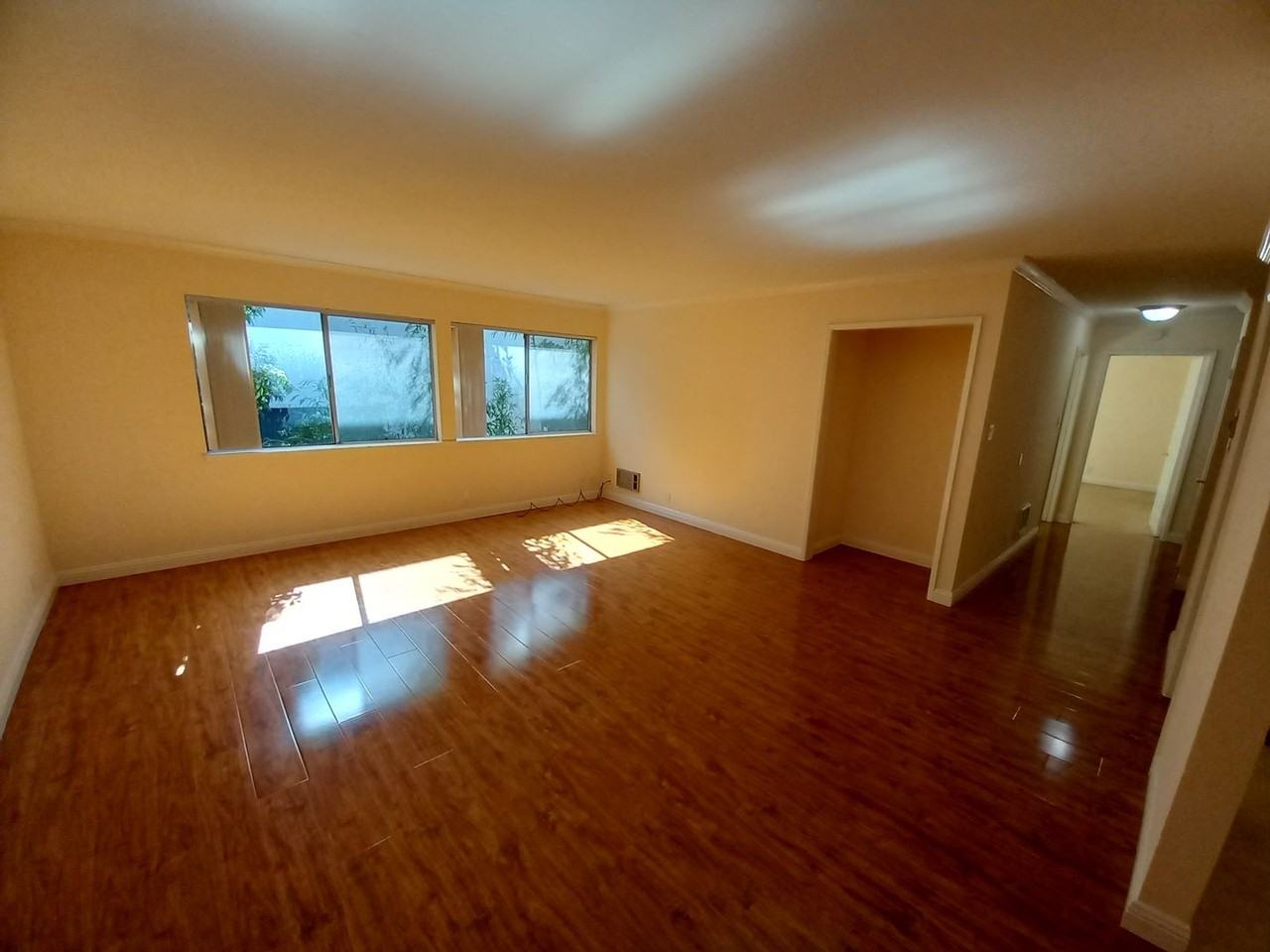 1121 Douglas Ave - Photo 2 of 22