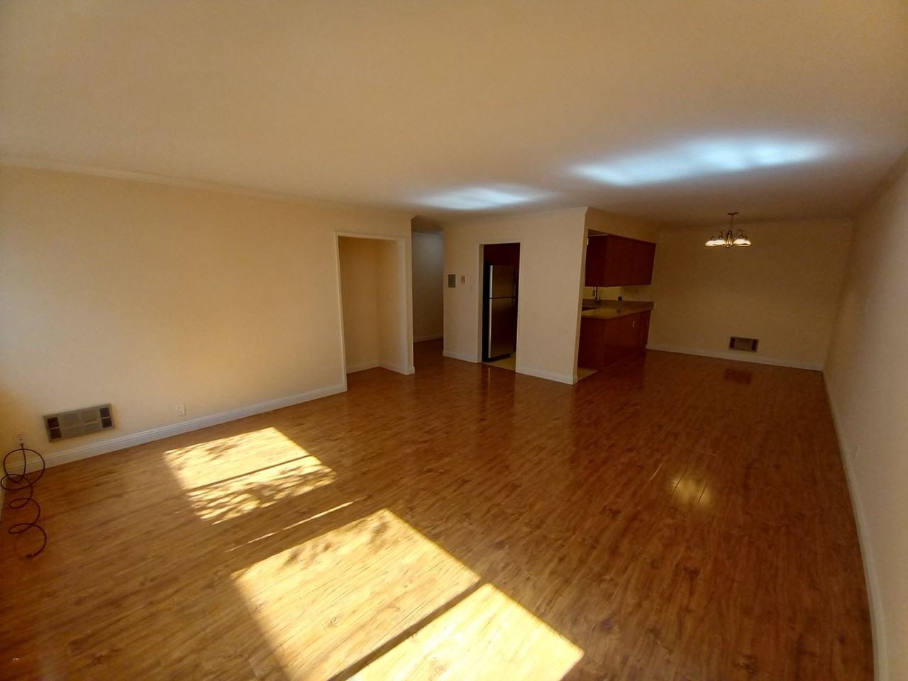 1121 Douglas Ave - Photo 3 of 22