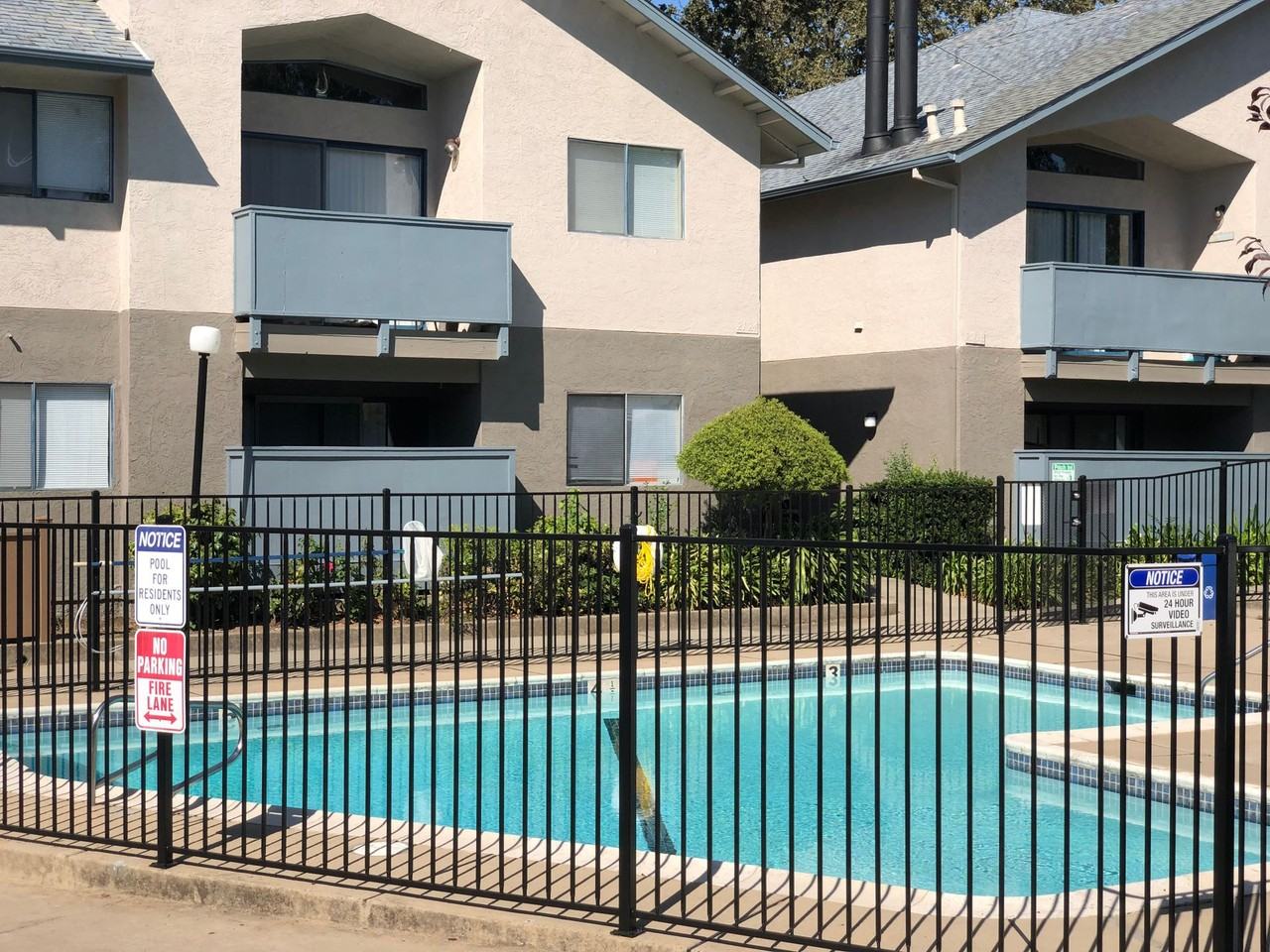 Hillgrove Creek Apartments - Photo 7 of 16