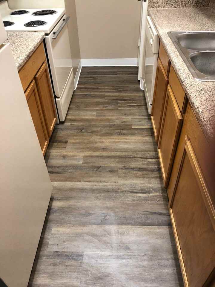 Madison Oaks 2 bedroom units - Photo 6 of 12