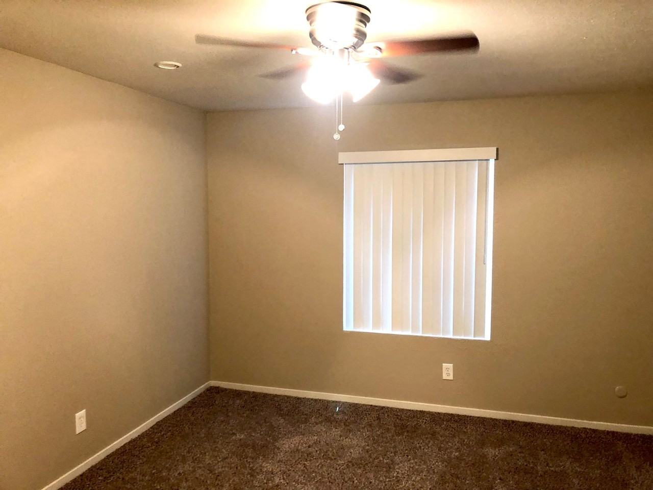 Madison Oaks 2 bedroom units - Photo 7 of 12