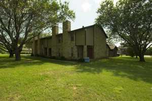 featured image of 900 Kilkenny Ct Apt D #Apt D
