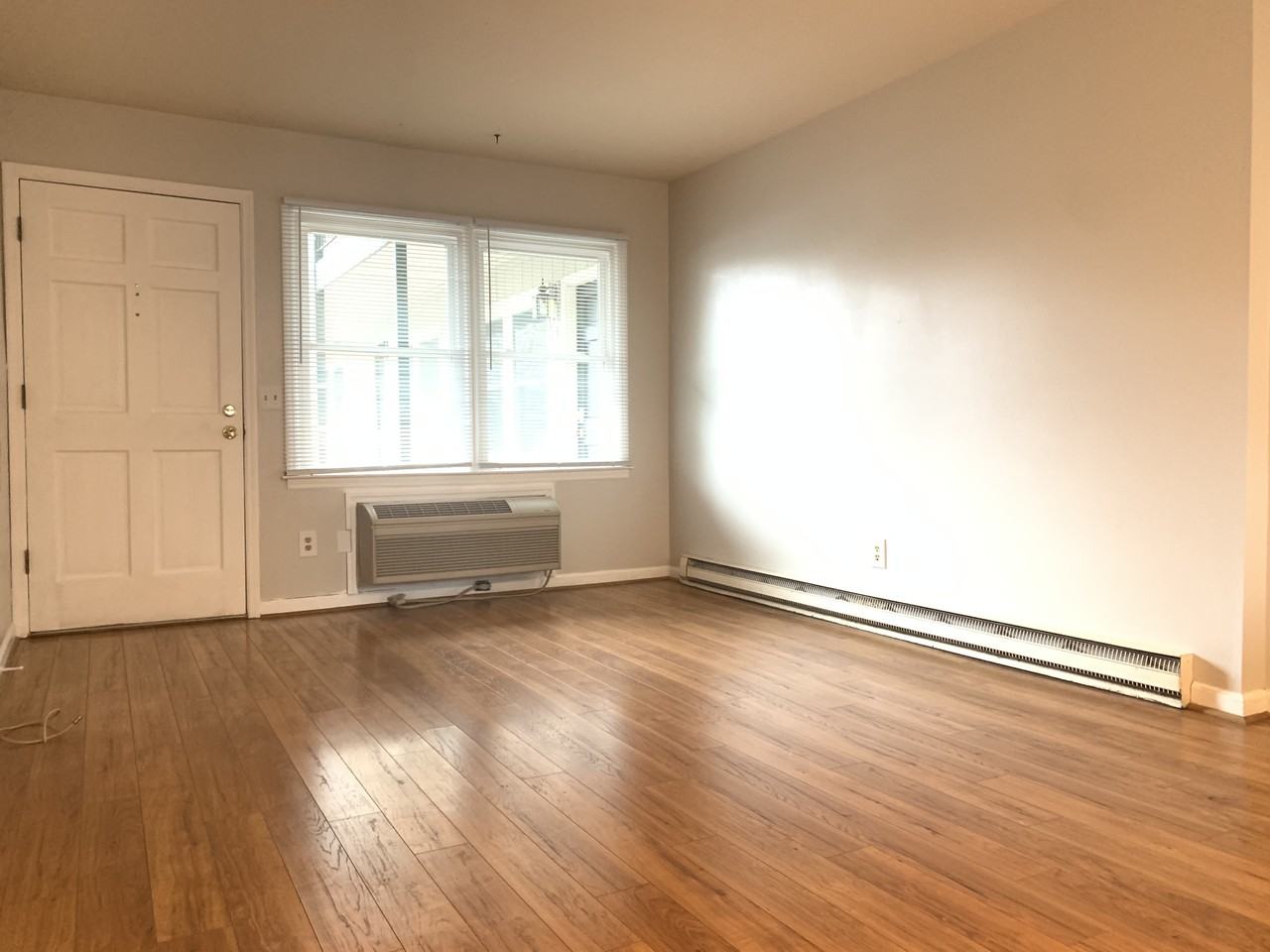 Alexi Apartments - Photo 5 of 10