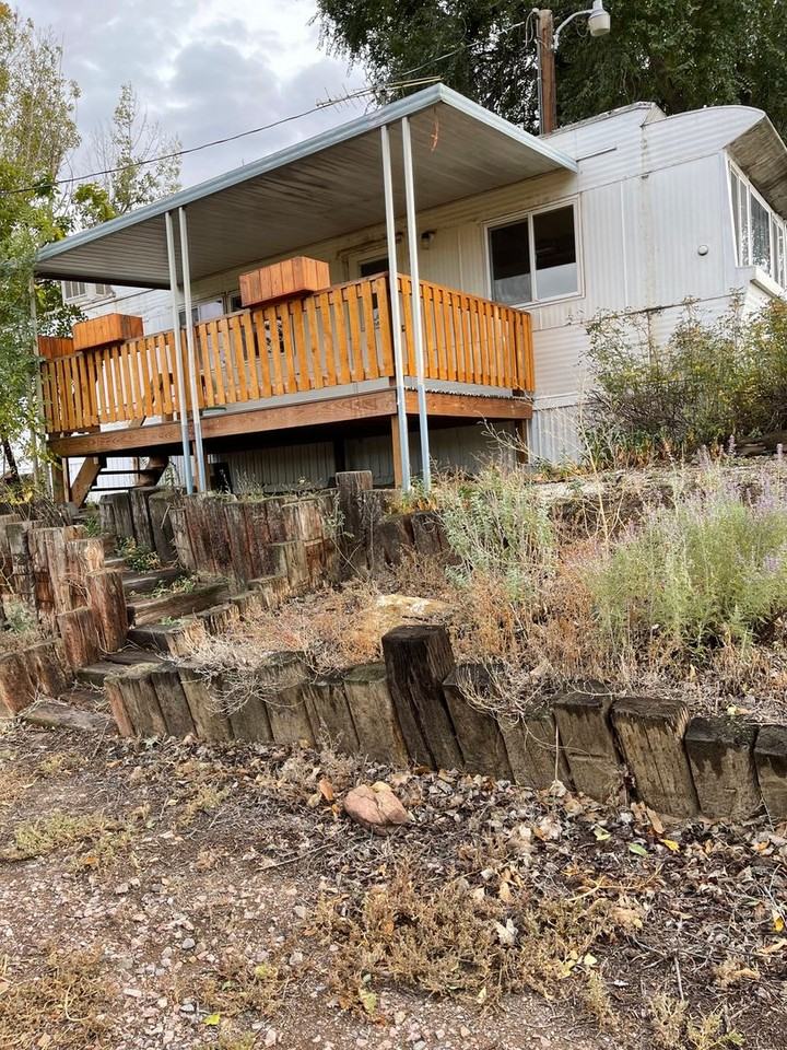 1502 Locust St #B - Photo 2 of 14