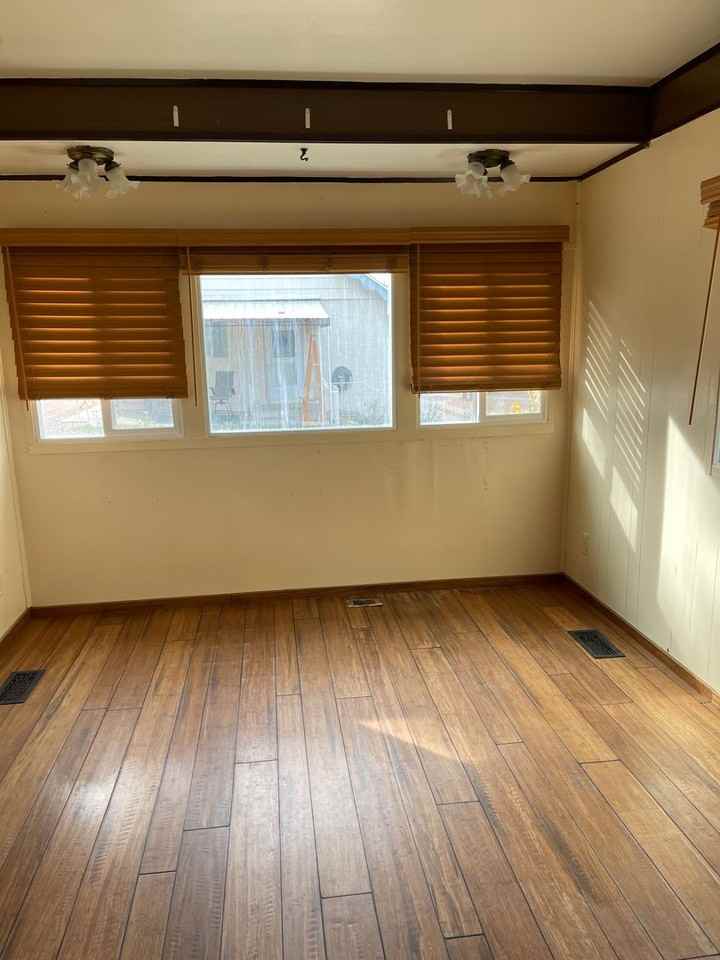 1502 Locust St #B - Photo 5 of 14