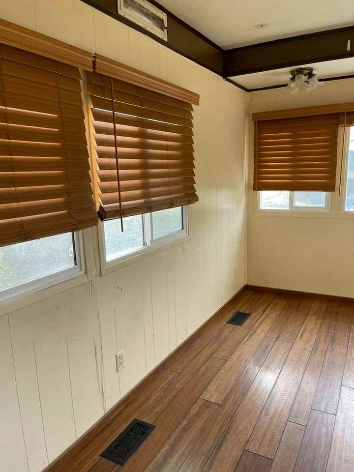 1502 Locust St #B - Photo 7 of 14