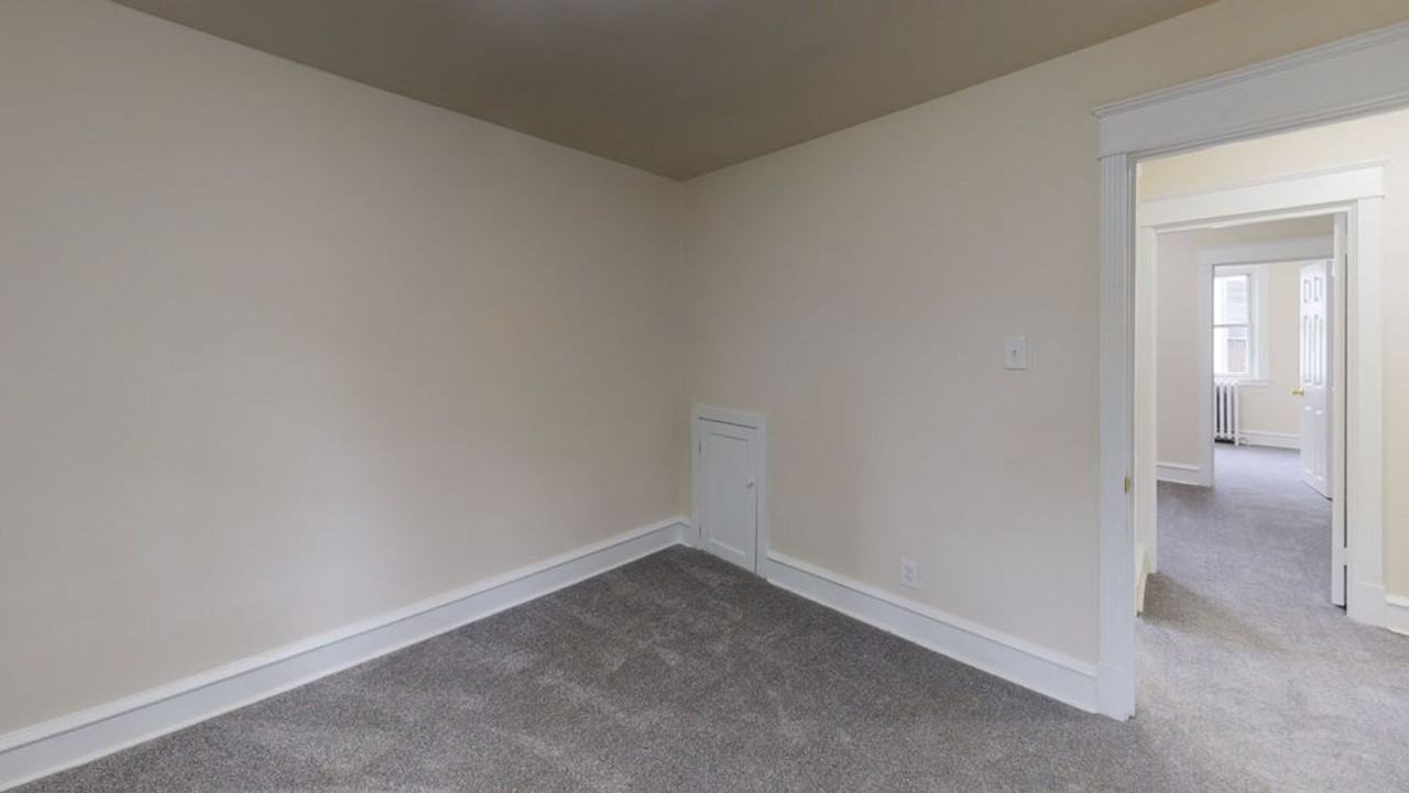 7246 Lamport Road - Photo 7 of 24