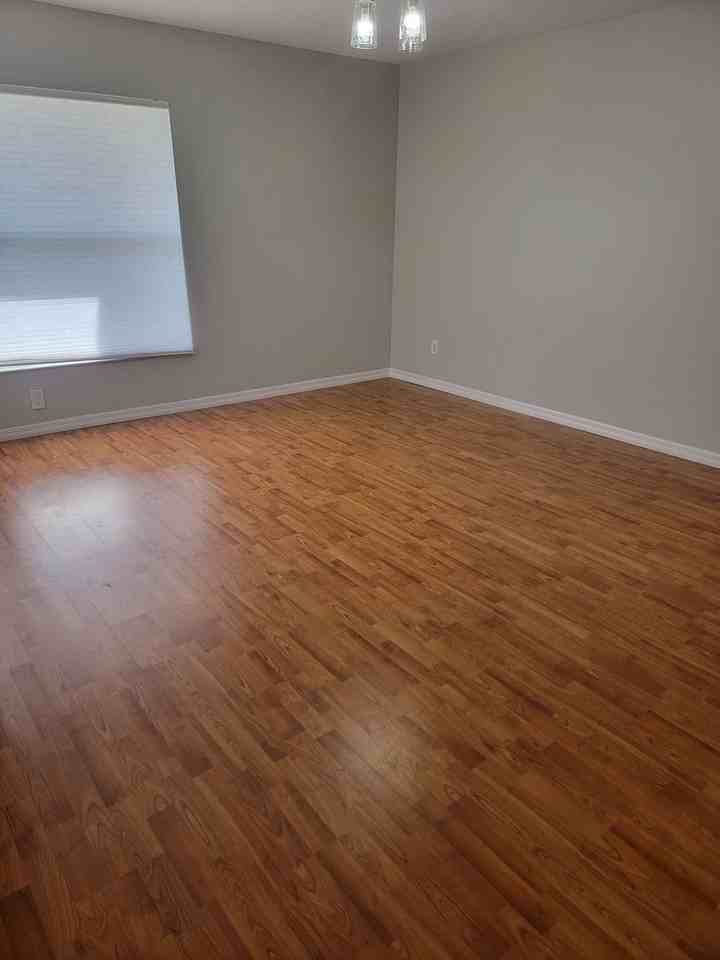 665 W Sunset Strip Dr - Photo 5 of 28