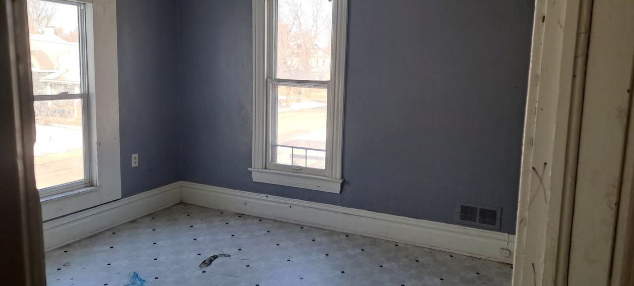 1562 N Main St #1562NMAIN - Photo 2 of 15