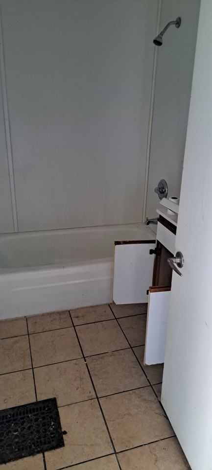 1562 N Main St #1562NMAIN - Photo 3 of 15