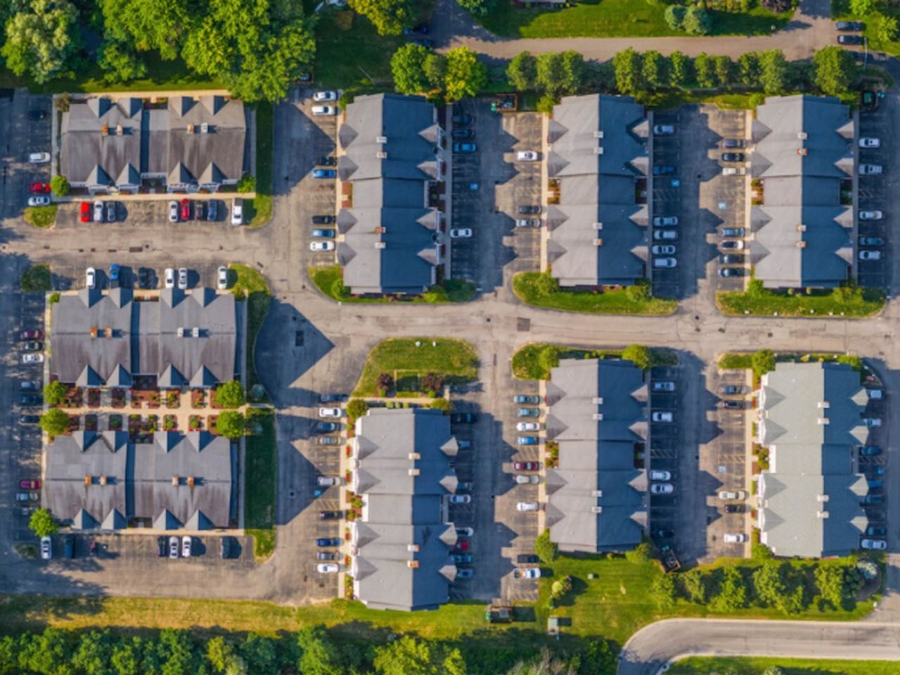 Summit Knolls Apartments - Photo 4 of 40