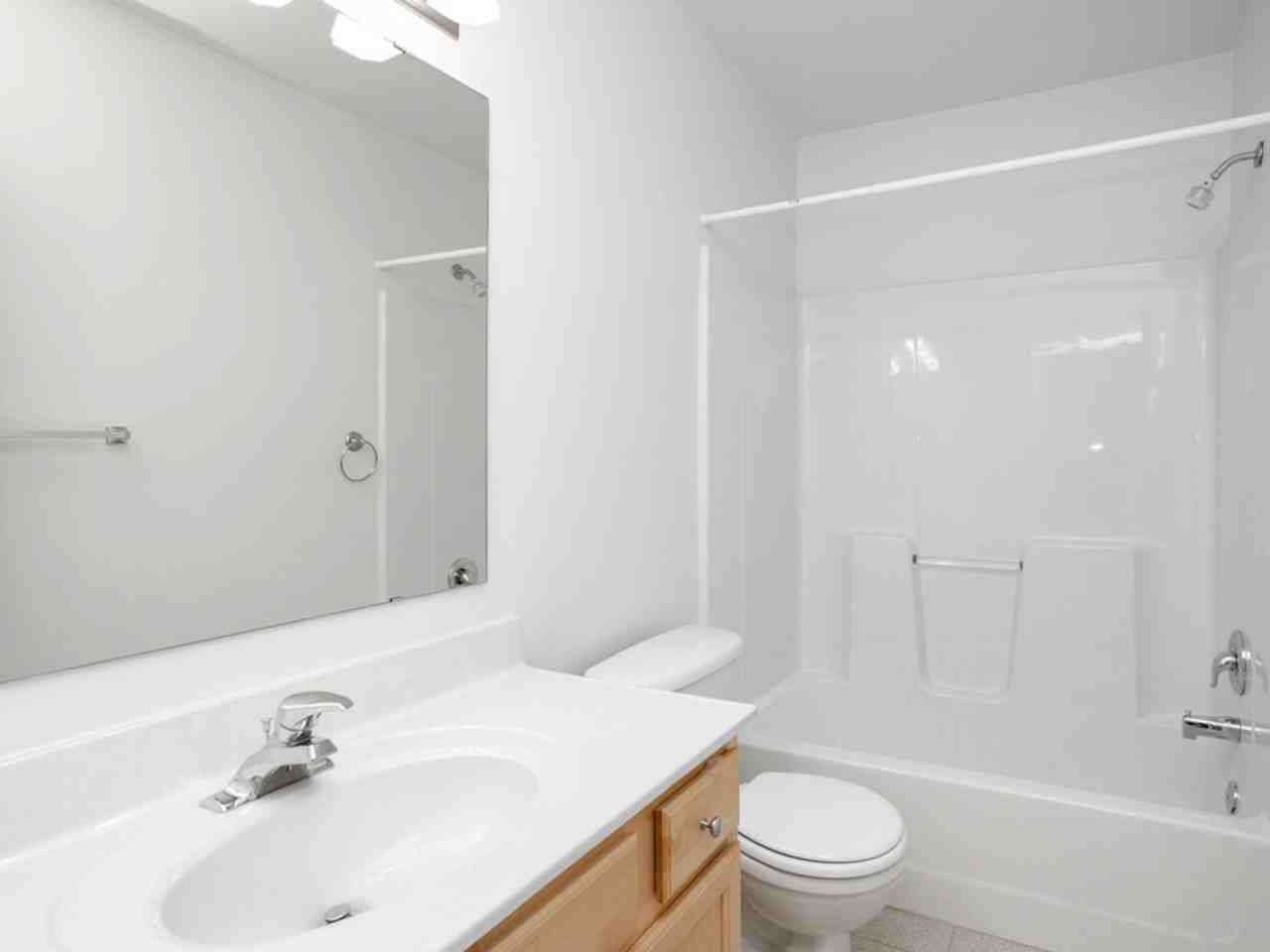 Summit Knolls Apartments - Photo 7 of 40