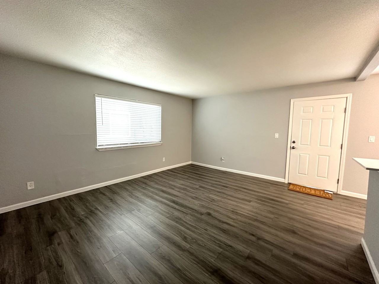 La Madera Apartments at 935 W. Swain Road - Photo 7 of 22
