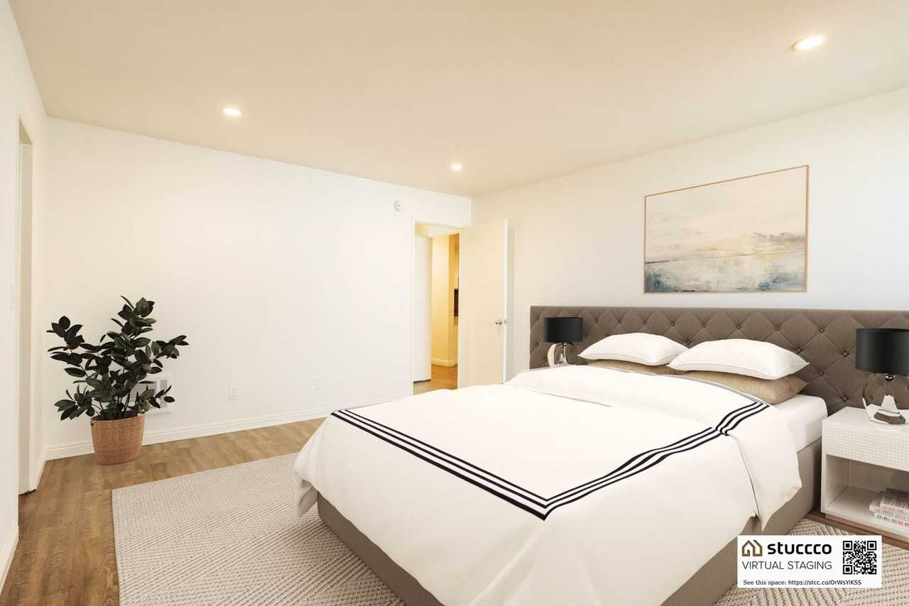 West Knoll Plaza Apartments - Photo 4 of 27