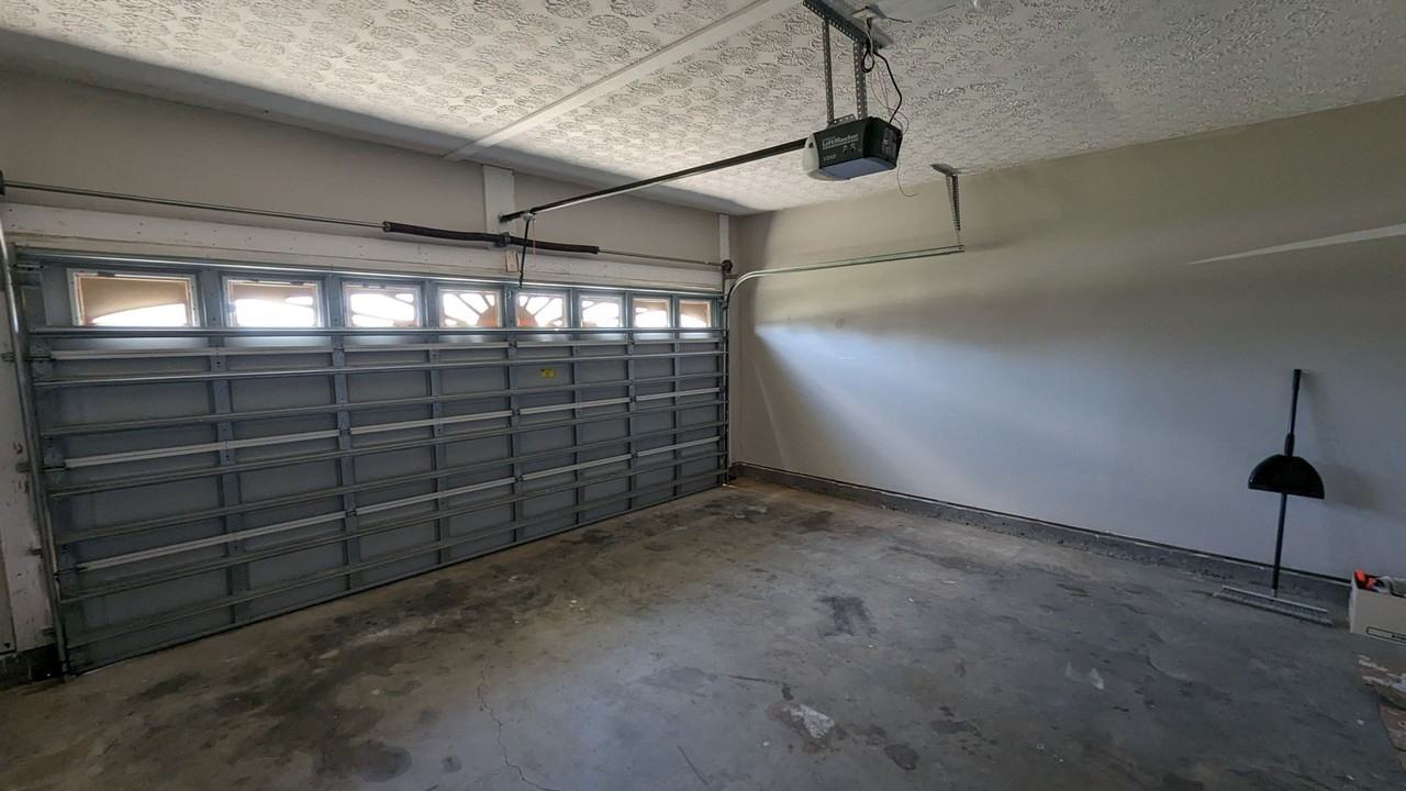 25873 Rambo Ln - Photo 3 of 29