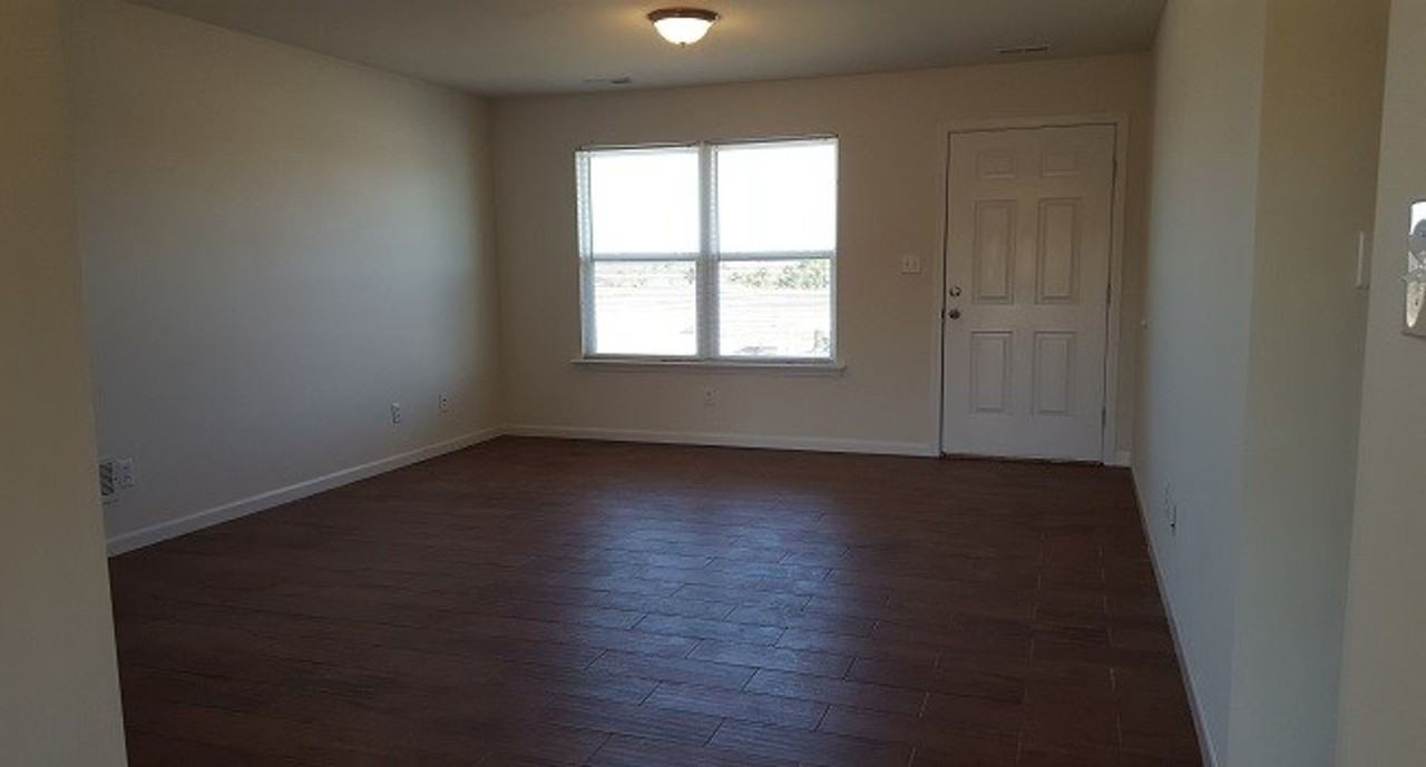 11220 Cumberland Gap Dr - Photo 3 of 14