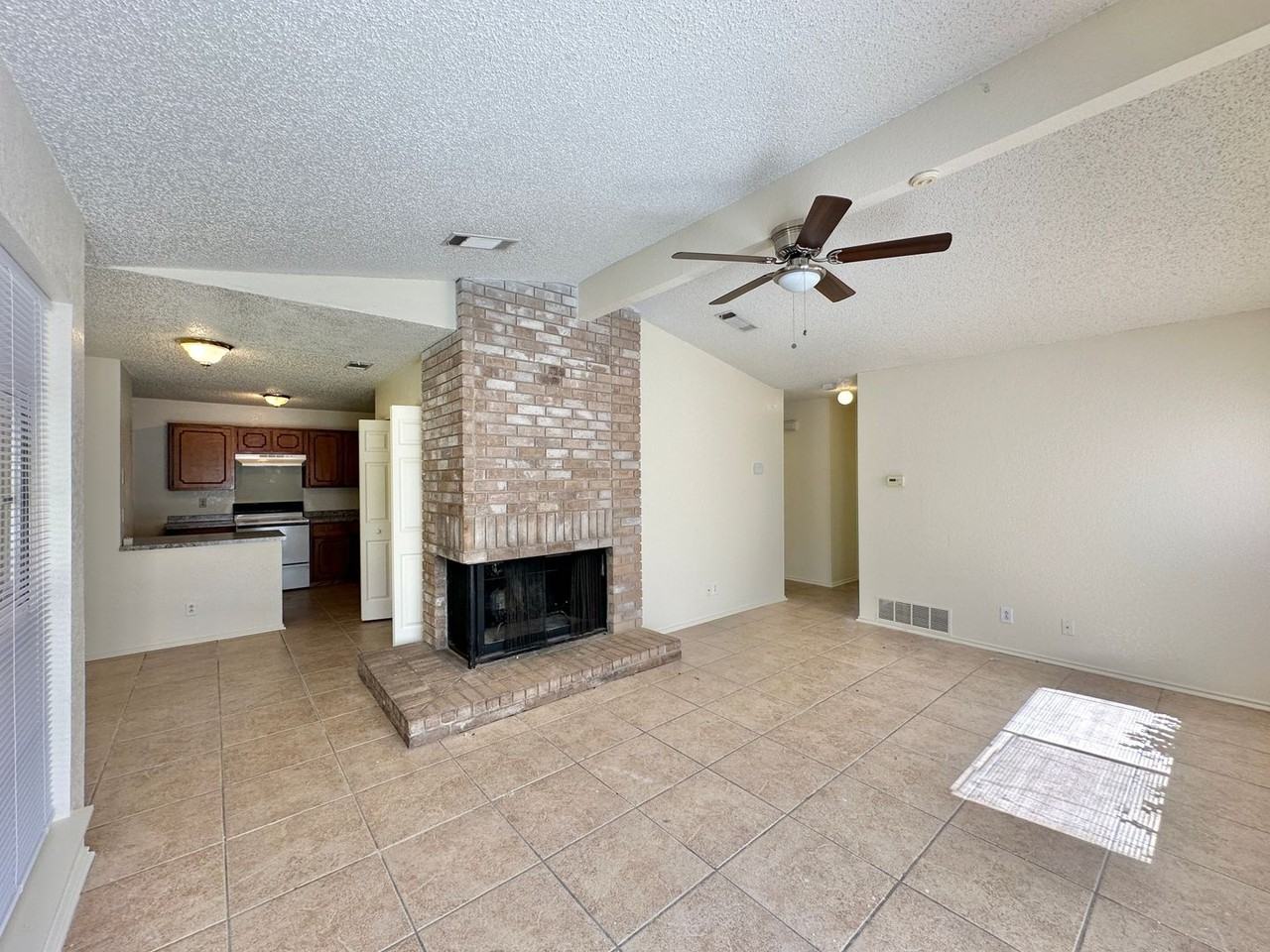 2402 Silverhill Drive - Photo 2 of 24