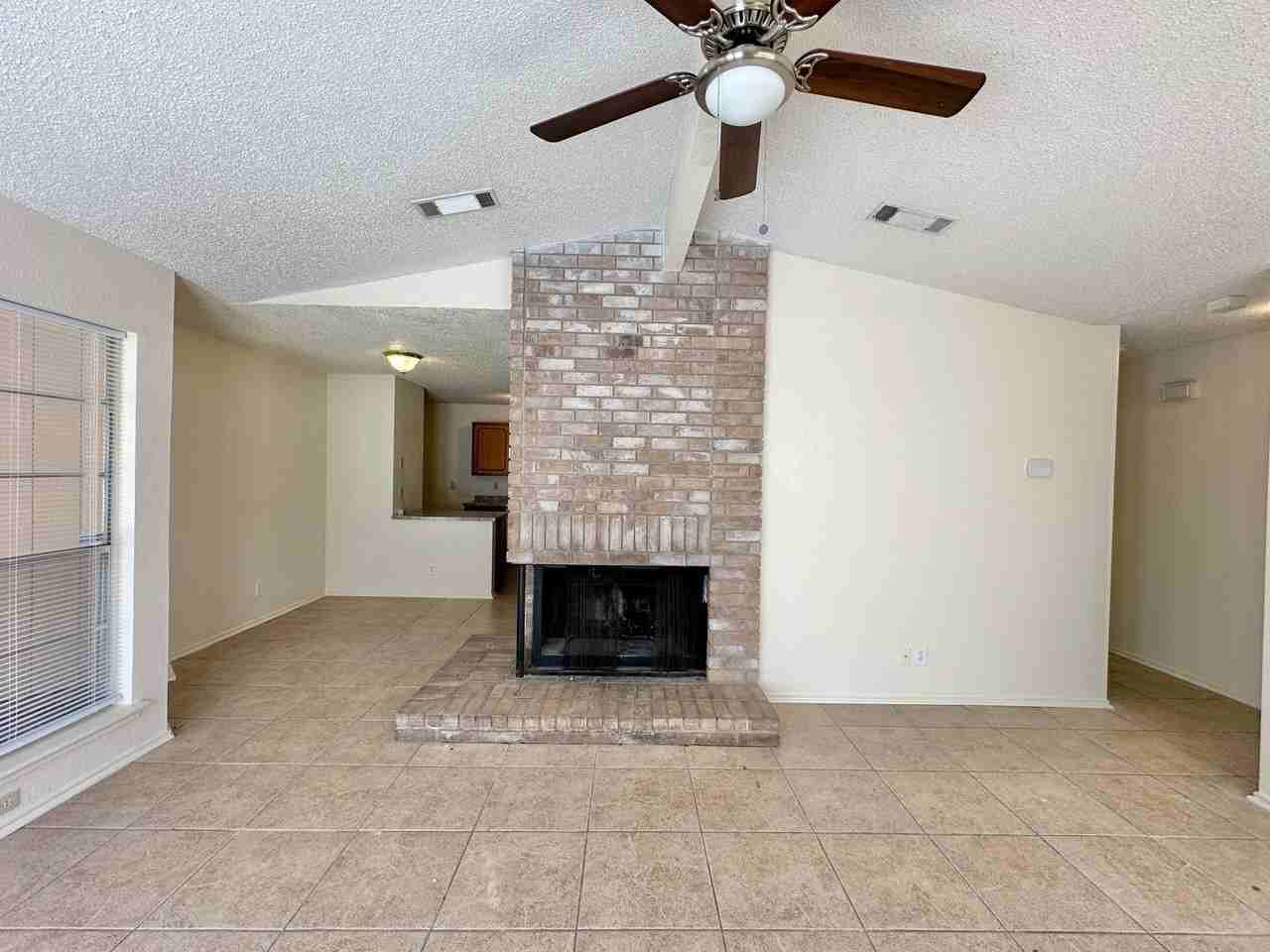 2402 Silverhill Drive - Photo 4 of 24