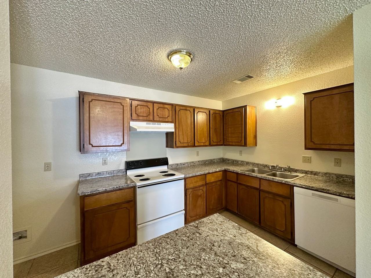 2402 Silverhill Drive - Photo 7 of 24