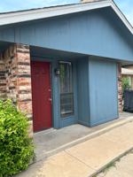 featured image of 910 Ne Tortoise Dr