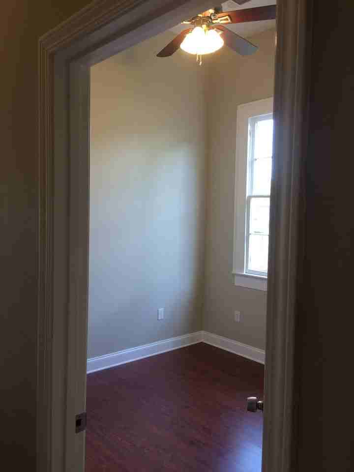 2323-25 Pauger St. - Photo 3 of 11