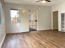 featured image of 2425 E 15th St