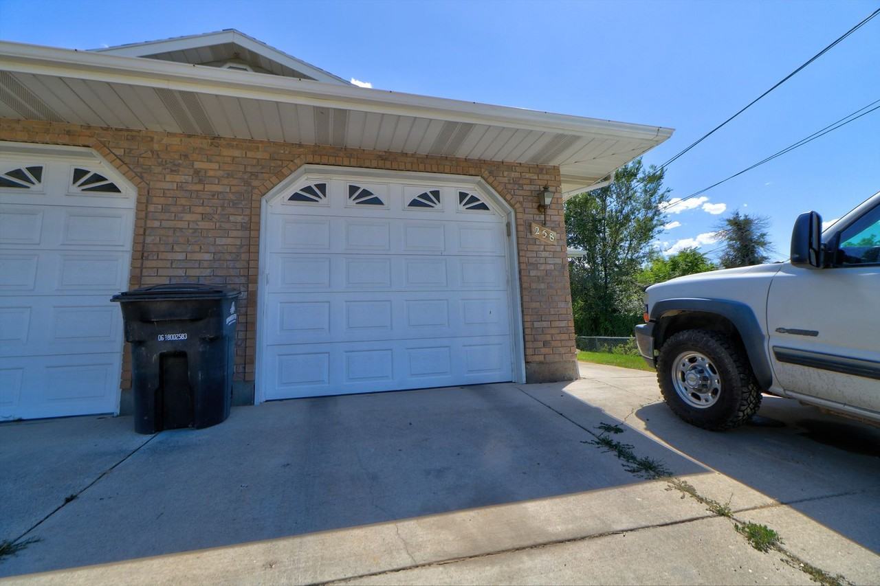 258 Duplex - Photo 2 of 19