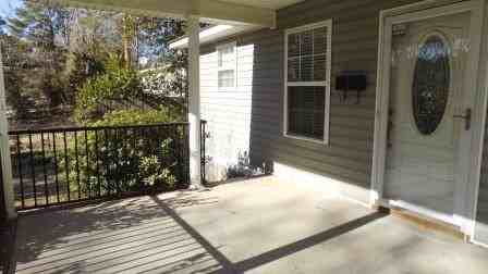 2725 Kingswood Dr - Photo 3 of 18