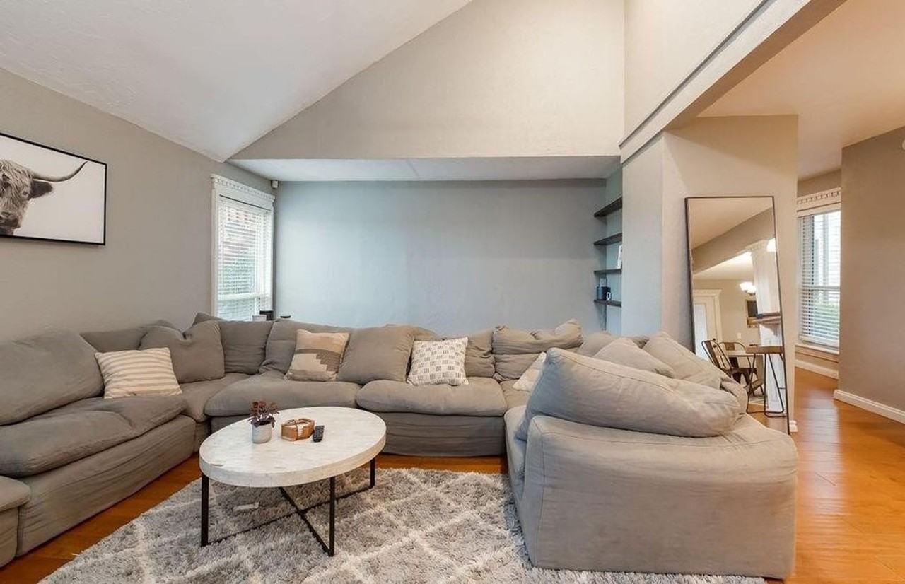 301 Southeast 34th Street - Photo 5 of 35