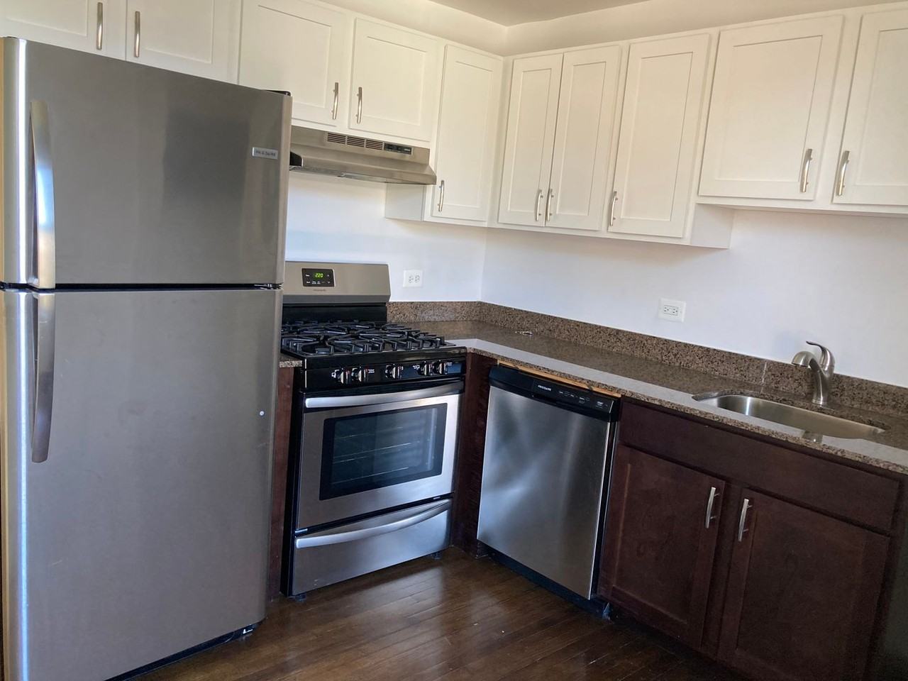 5343 N Damen Ave #3 - Photo 2 of 9