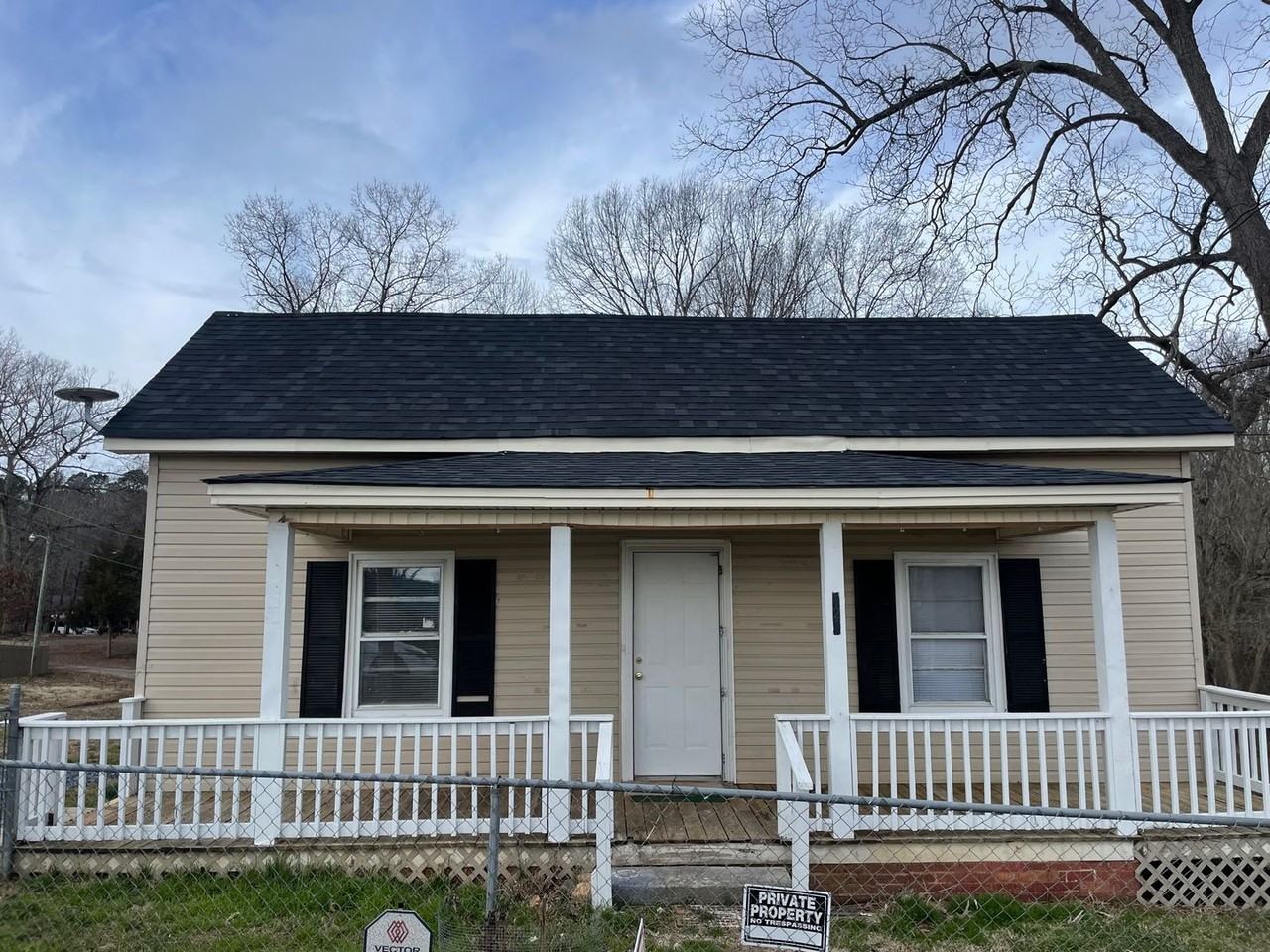 121 Russell Walker Ave - Photo 2 of 17