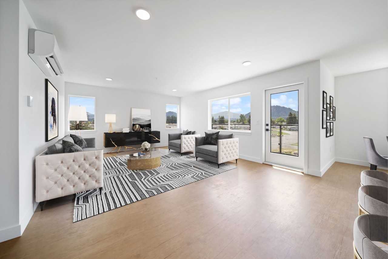 Traverse Apartments - Photo 3 of 9