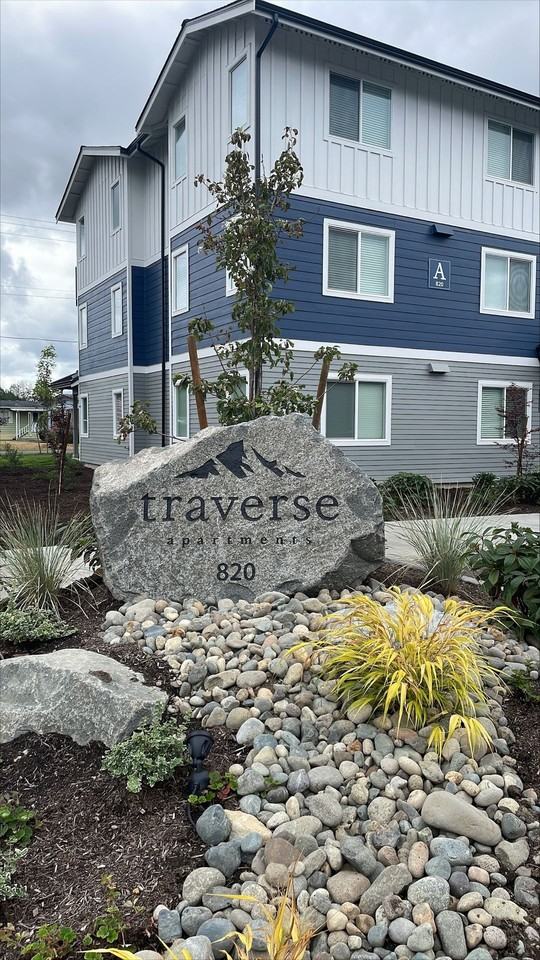 Traverse Apartments - Photo 6 of 9
