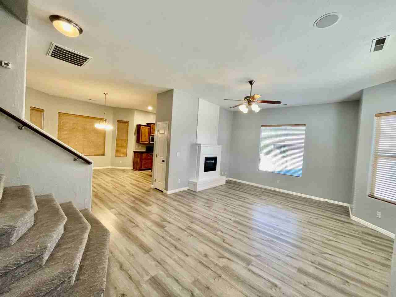 1124 S Castle Stone Cir - Photo 4 of 32