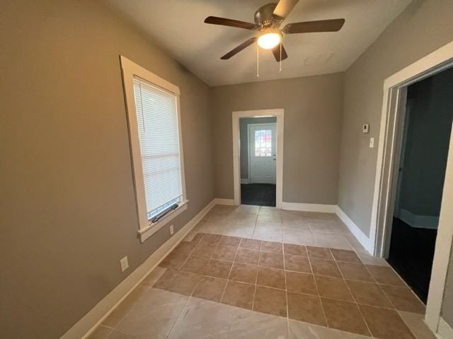 3196 Powell Ave - Photo 3 of 6