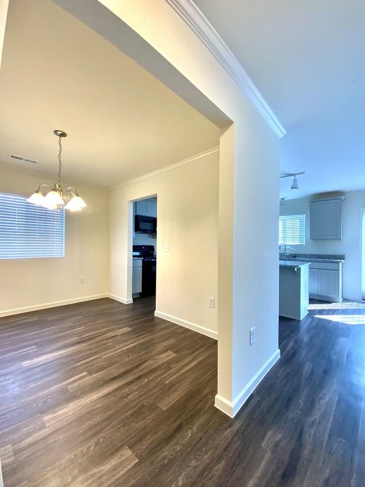3912 Bissett Way #NA - Photo 6 of 50